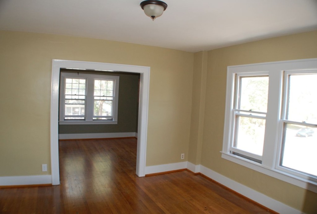 second-room